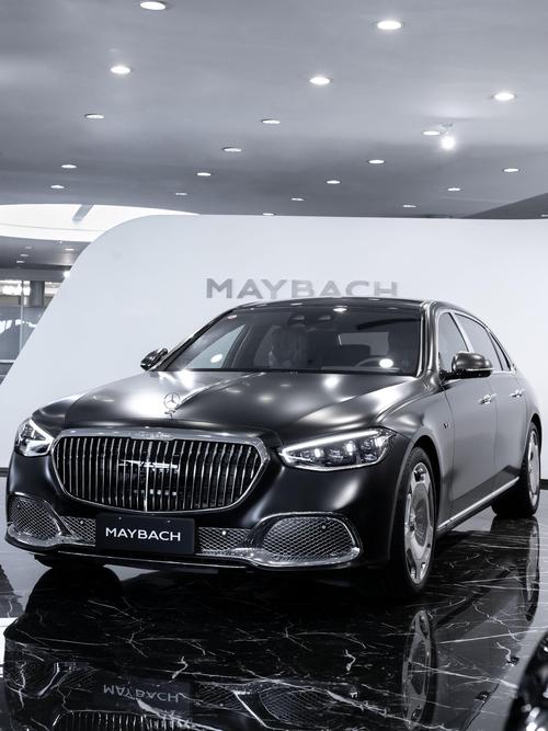 重庆129岚图汽车的售后服务让用户无忧出行，迈巴赫未来的豪华车趋势